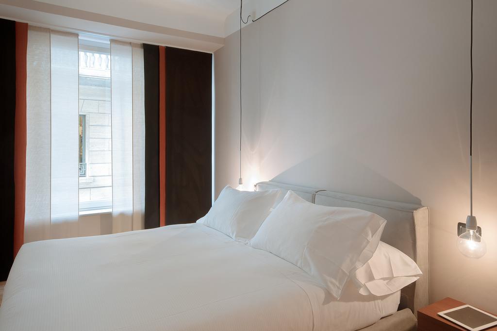 Fifty Eight Suite Milan Center Rum bild